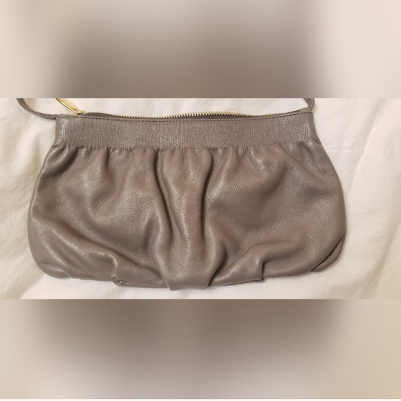 Furla leather clutch - Picture 4 of 10